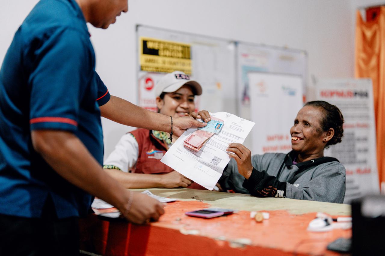 Berkah Ramadan, Kemensos Cairkan Bansos PKH dan Sembako Rp15 Triliun