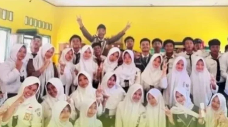 MAN Kaur Datangi Sekolah MTsN Sosialisasi PPDB