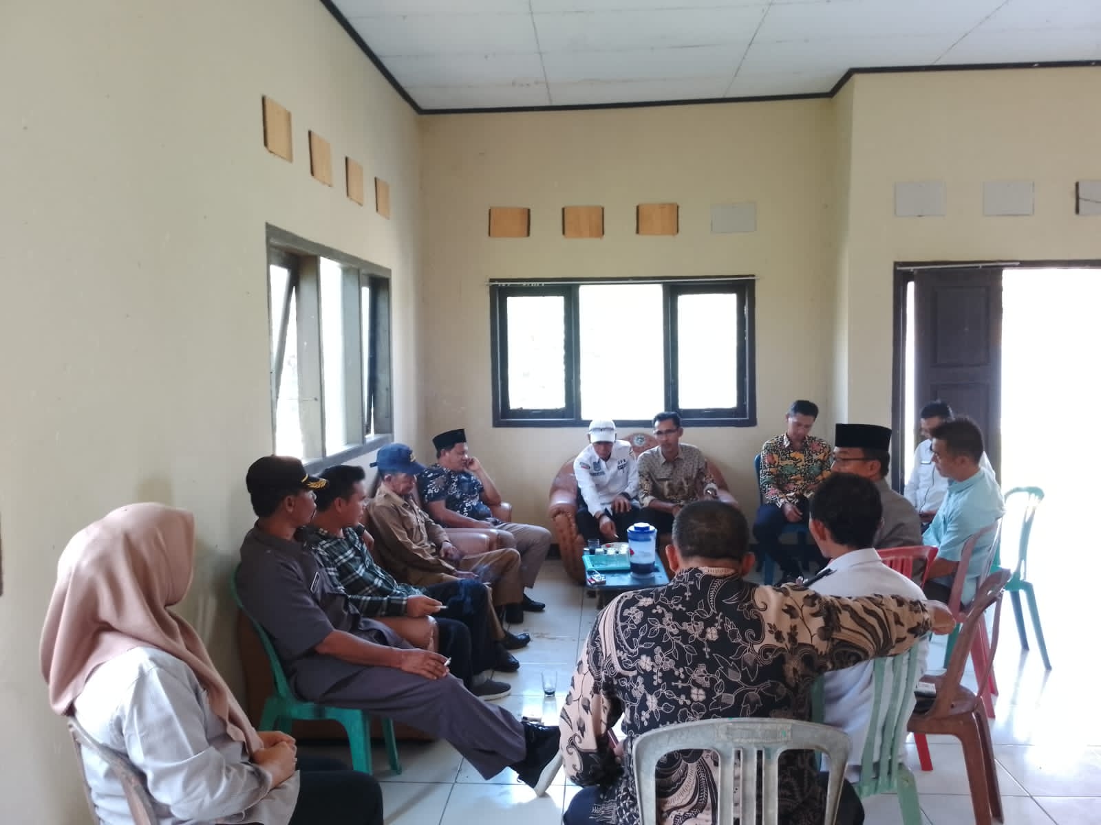 Camat Semidang Gumay Rapat Koordinasi dengan Kepala Desa se-kecamatan