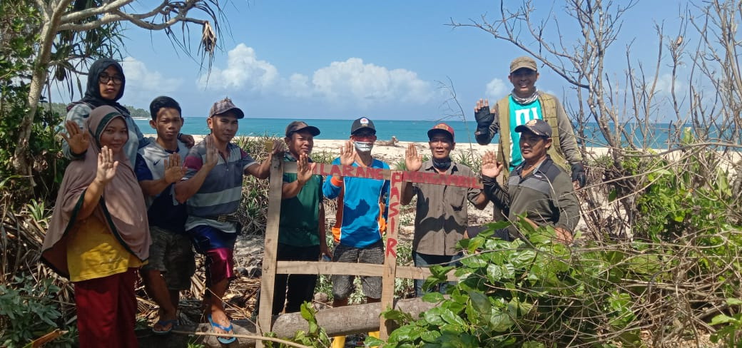 Jalan Menuju Pantai Sukaraja Ditutup