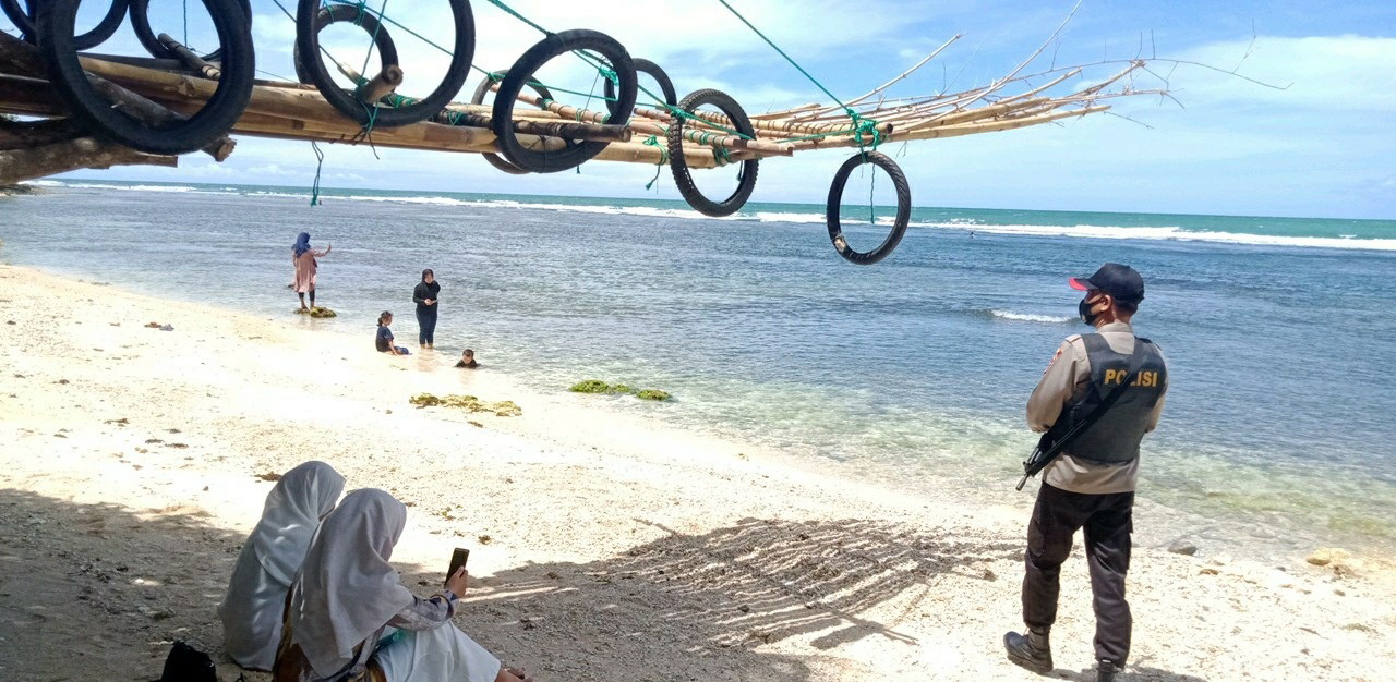 Libur Nataru, Polres Turunkan Polisi Pantai