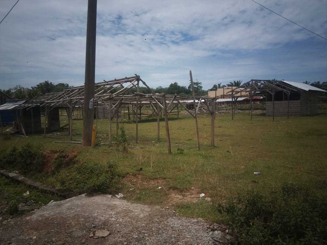 Pasar Terganjal Izin, Bangunan Terbengkalai