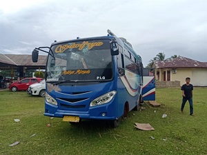 Sopir Dipukul, Bus Sriwijaya Dirusak Orang Mabuk