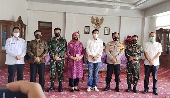 Pamitan, Bupati Gusril Harapkan Masyarakat Dukung Pemimpin Baru