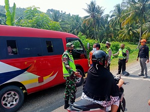 Bus Bawa 15 Penumpang Mudik Diputar Balik