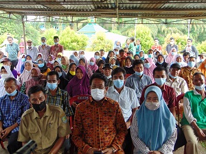 Petani Butuh Bibit, Ihsan Fajri Akan Perjuangkan di Provinsi