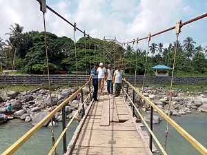 Usia 25 Tahun, Jembatan Gantung Memprihatinkan