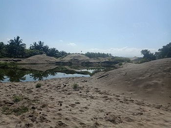 Tak Reklamasi, Bekas Galian Pasir Besi jadi Kolam