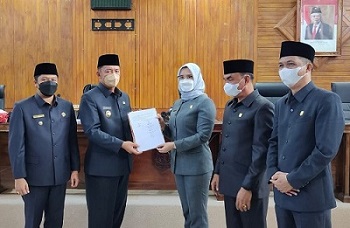 Empat Fraksi DPRD Sepakat, RPJMD Disahkan