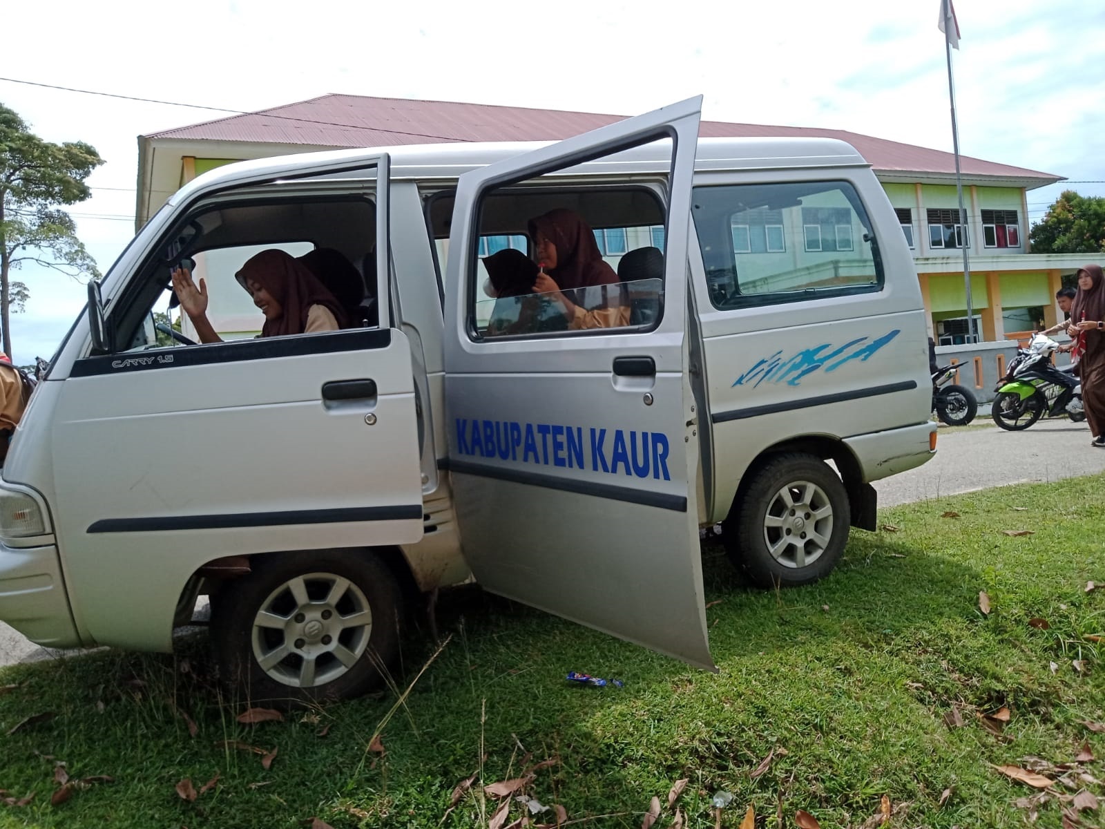 Ini Upaya Agar Bus Sekolah Selalu Operasi