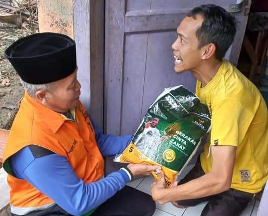 Baznas Kaur Salurkan 286 Paket Zakat Fitrah