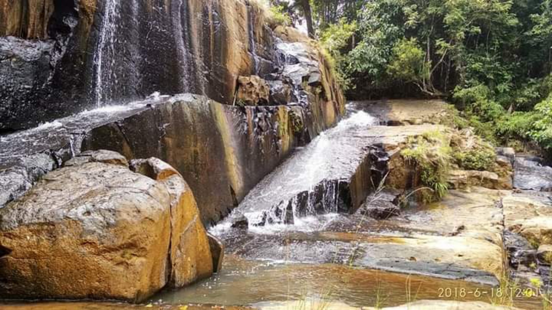 Lebaran, Wisata Air Terjun di Sahung Bisa Jadi Pilihan