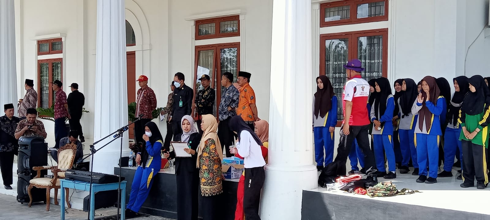 Pemda Gladi Upacara HUT ke-19 Kabupaten Kaur di Rumdin Bupati