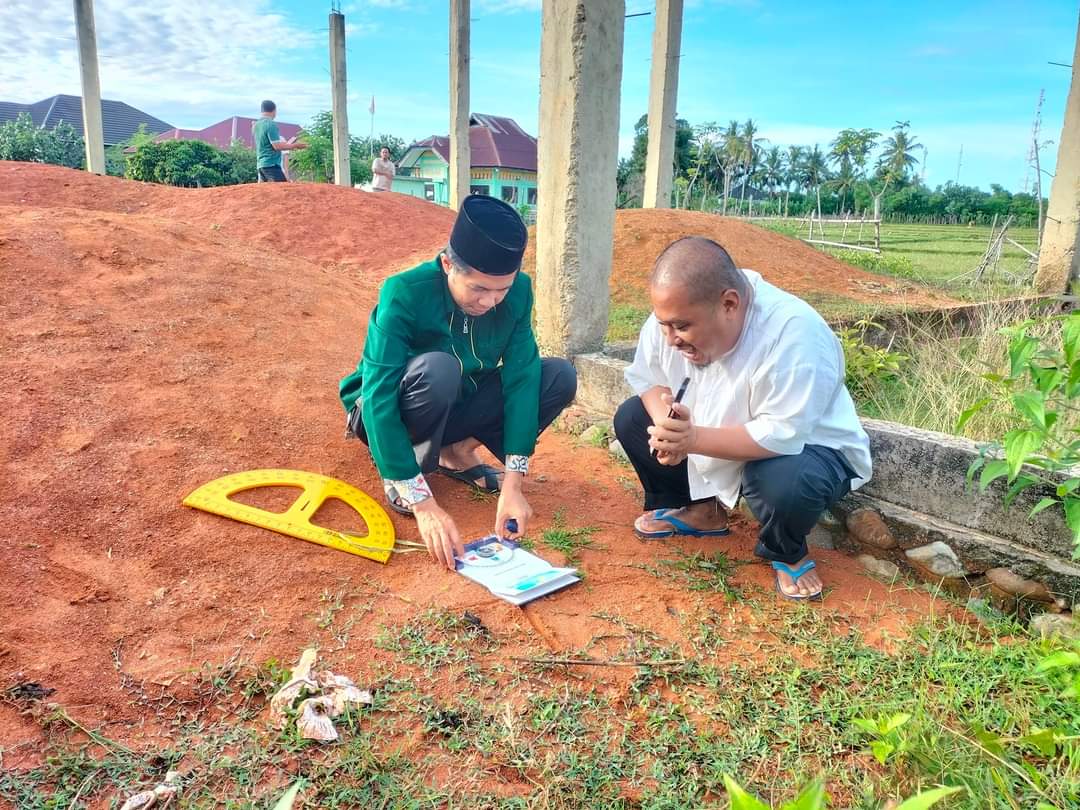 Bila Arah Kiblat Melenceng, Ada 2 Pilihan Agar Shalat Sah