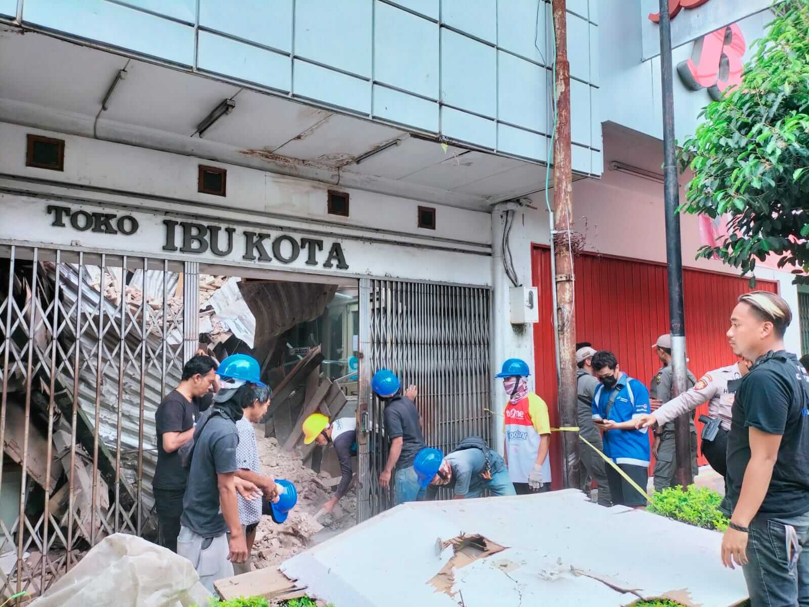 Gempa M5,6 Guncang Cianjur, 46 Warga Meninggal Dunia, 700 Terluka