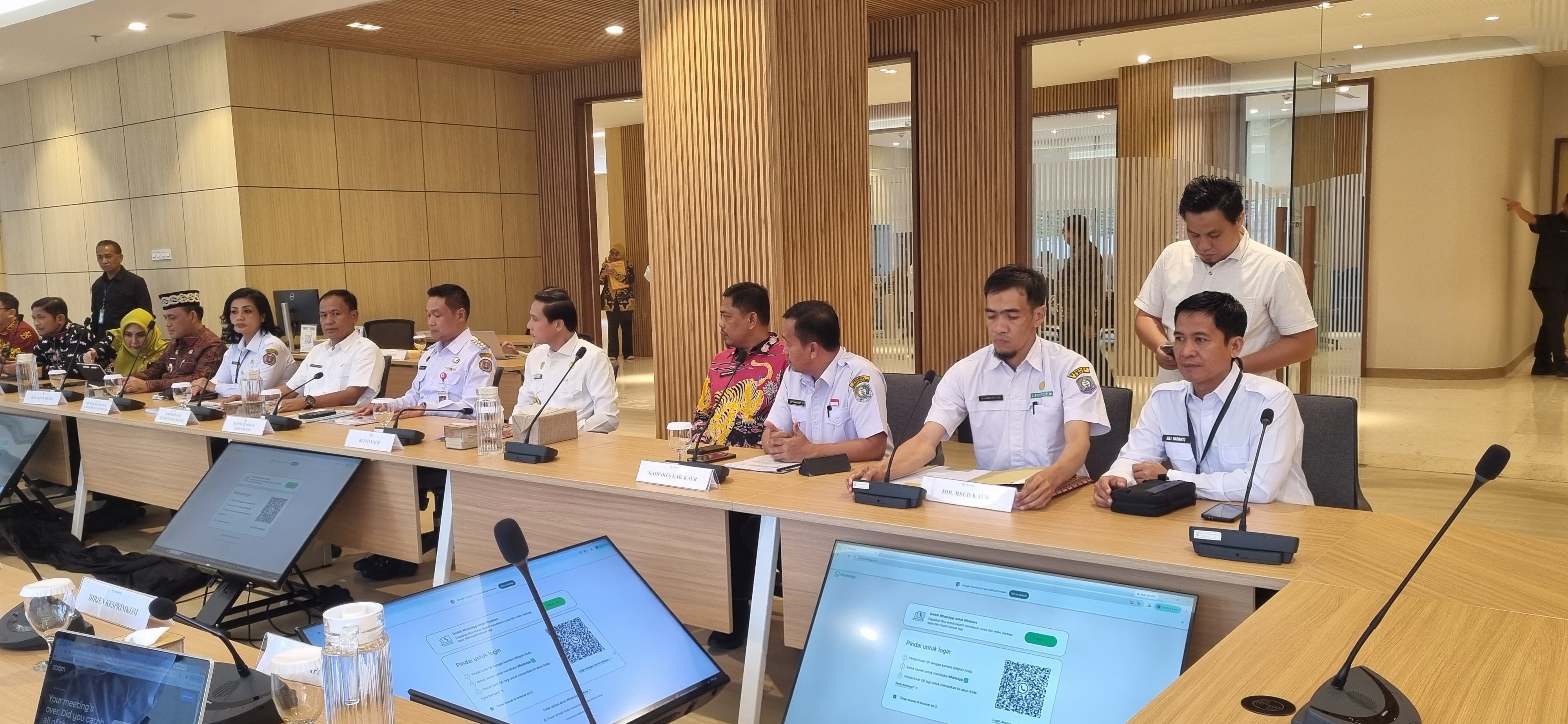 Bupati Kaur dan Menteri Kesehatan Bahas Peningkatan Layanan Kesehatan Daerah
