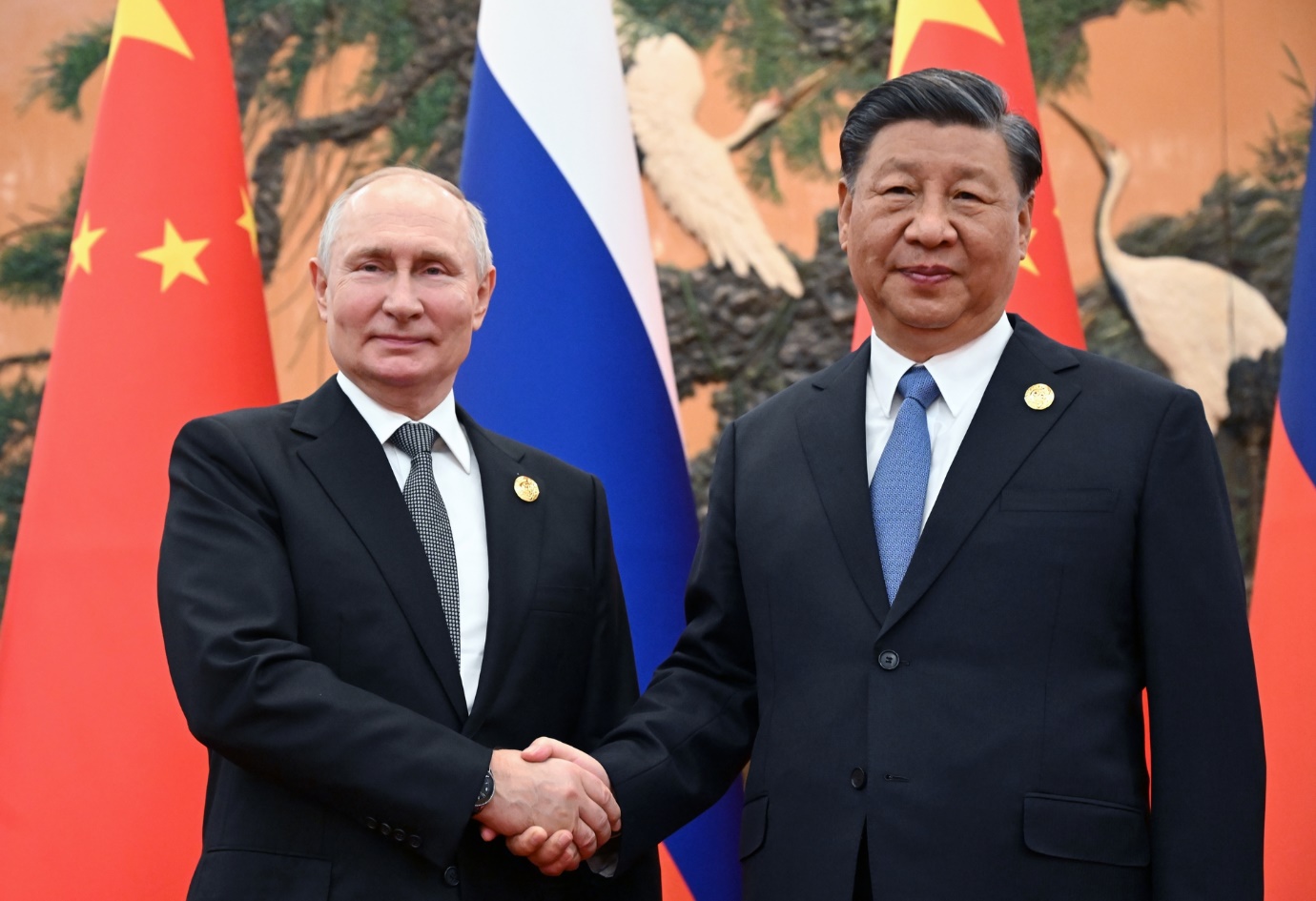 Volume Perdagangan Rusia - Tiongkok Melampaui $196 Miliar untuk pertama kali