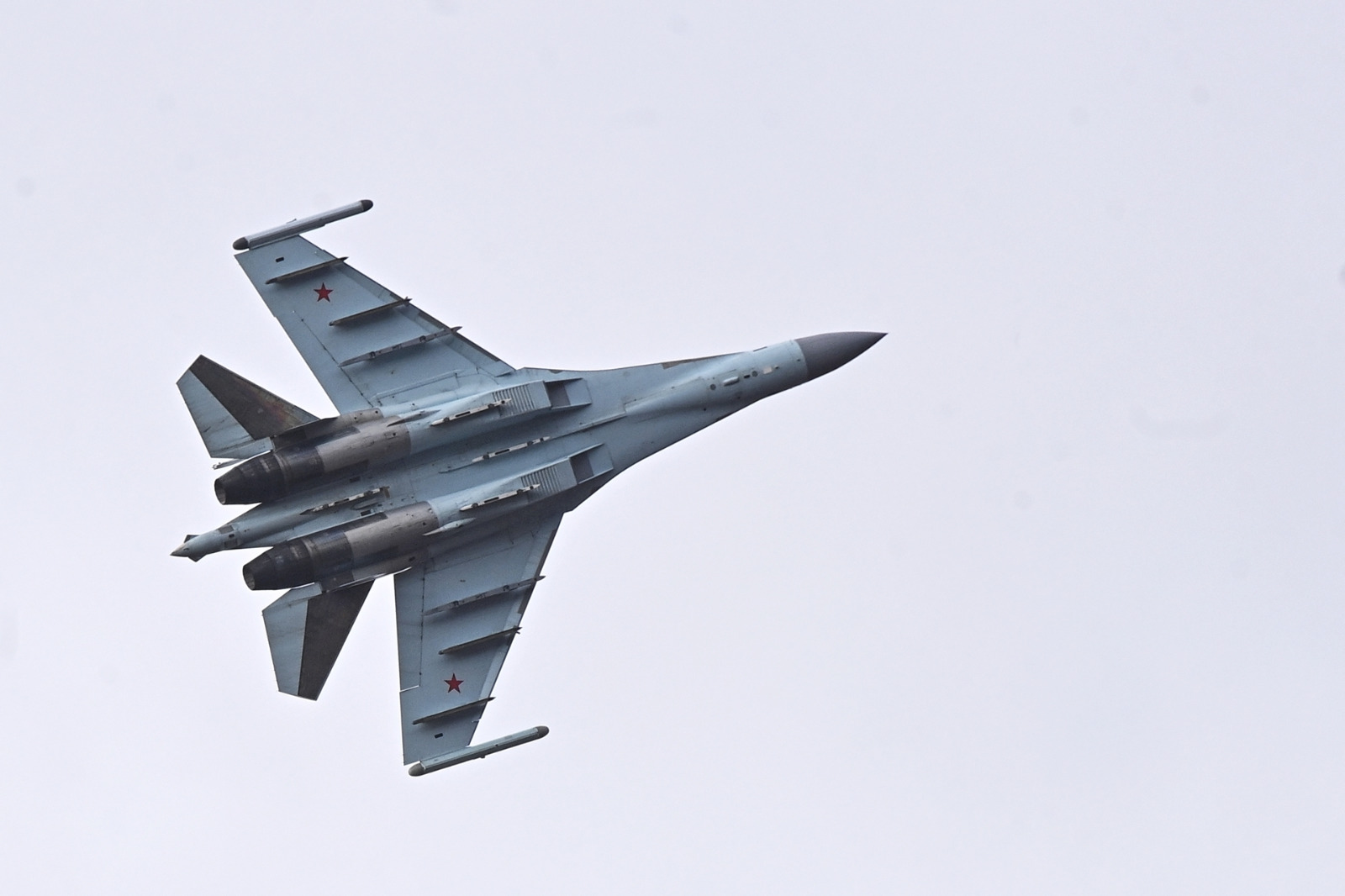 Apa Keunggulan Pesawat Tempur SU-35S milik Rusia? Simak Spesifikasinya yang Bikin Nyali Pilot Tempur AS Ciut