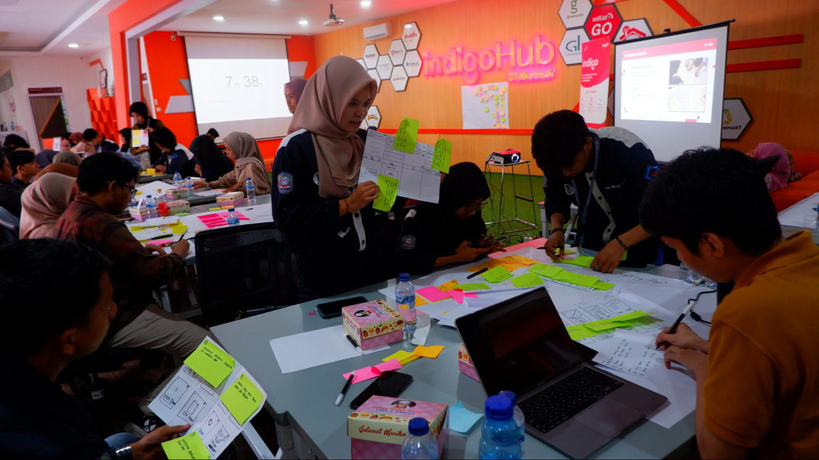 Inisiatif Telkom Membentuk Calon Pendiri Startup Digital di Makassar Melalui Event #Hack4ID Sulawesi Selatan