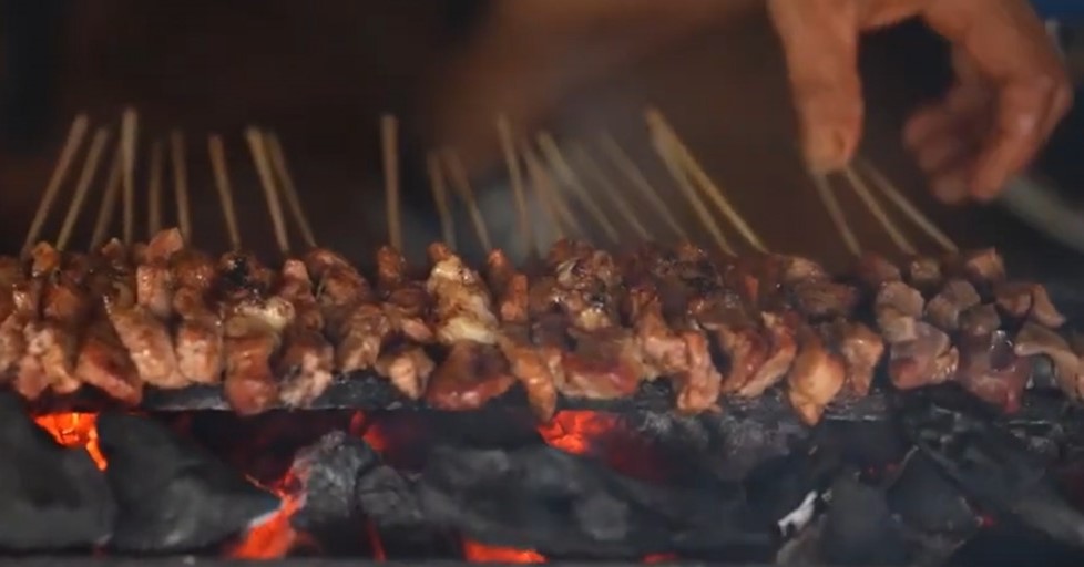 10 Langkah Bikin Sate Kambing yang Empuk dan Tidak Bau Ala Rumahan