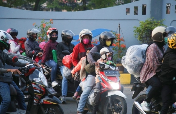 Prediksi Arus Mudik di Pelabuhan Merak Dalam Rangka Menjelang Hari Raya Idul Fitri 