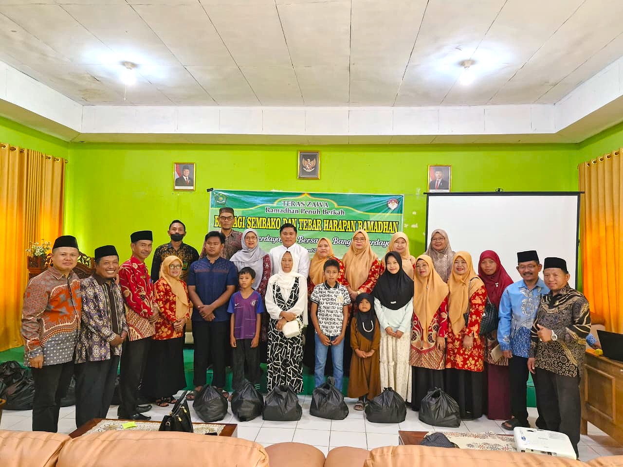 Kemenag Kaur Bersama DWP Ikuti Teras Zawa Ramadan, Tebar Kepedulian bagi Masyarakat