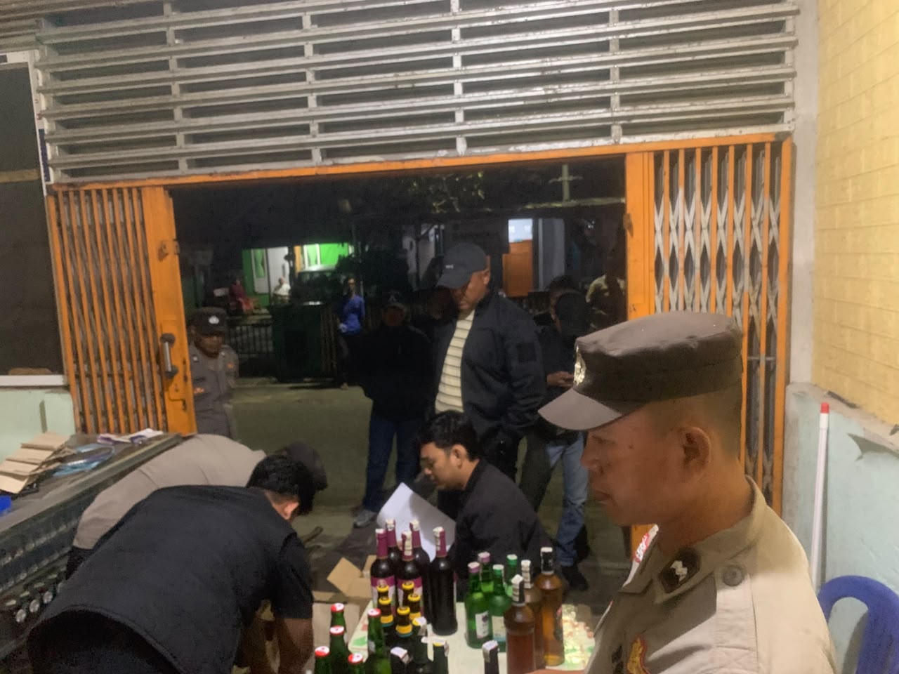 KRYD Cipkon dan Tekan Gangguan Kamtibmas Polres Kaur Amankan 311 Botol Miras