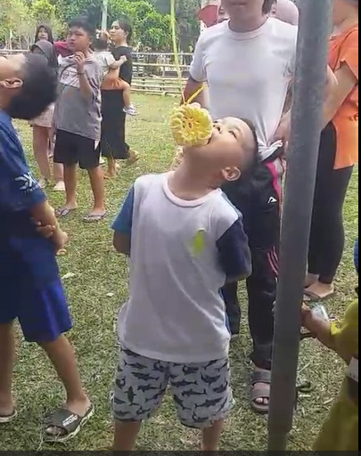 Serunya Lomba Agustusan di Mentiring Kaur, Balap Karung, Makan Kerupuk, Kursi Panas hingga Paku Dalam Botol