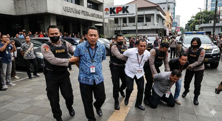 Ngaku Utusan Pimpinan, 4 Pegawai Gadungan KPK Ditangkap