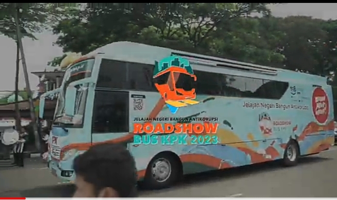 Plt Bupati Kaur Sambut Roadshow Bus KPK di Jembatan Manula, Berikut Rundown Acaranya 