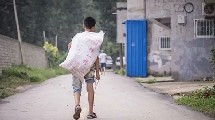 Cerpen: Si Budi Kecil Diantara Meriah Pesta 20 Oktober