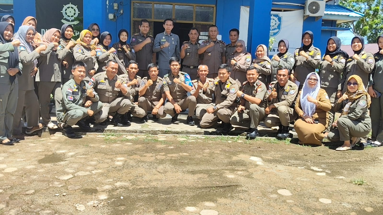 Temui Seluruh Personel Satpol PP, Bupati Gusril Berikan Dukungan terkait Penertiban Ternak