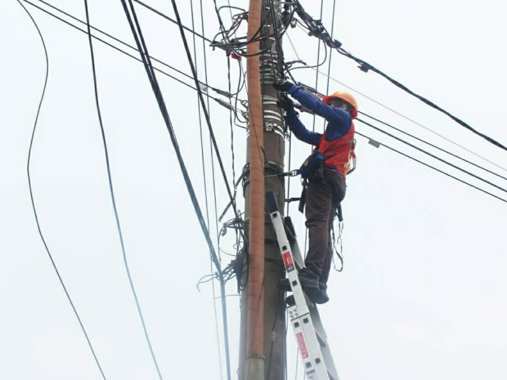 Kabel Internet di Kecamatan Sudah Selesai Dipasang