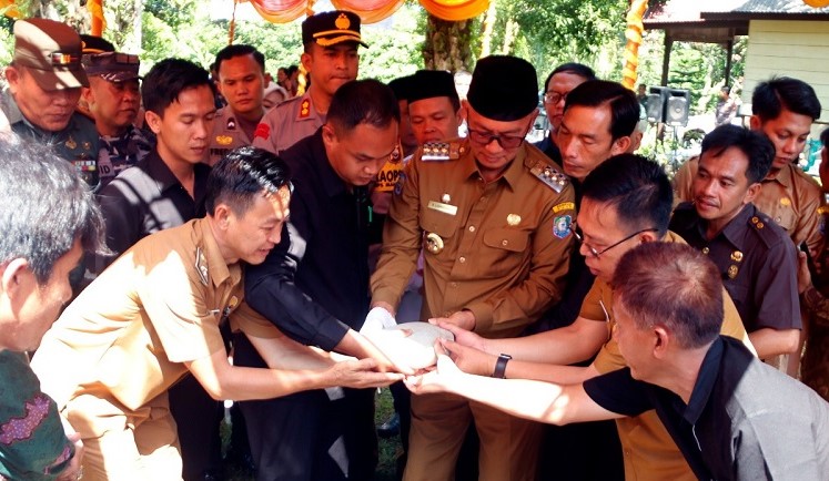 Peletakan Batu Pertama oleh Bupati Kaur Lismidianto, Pembangunan Gereja Katolik Stasi Santo Benediktus Dimulai