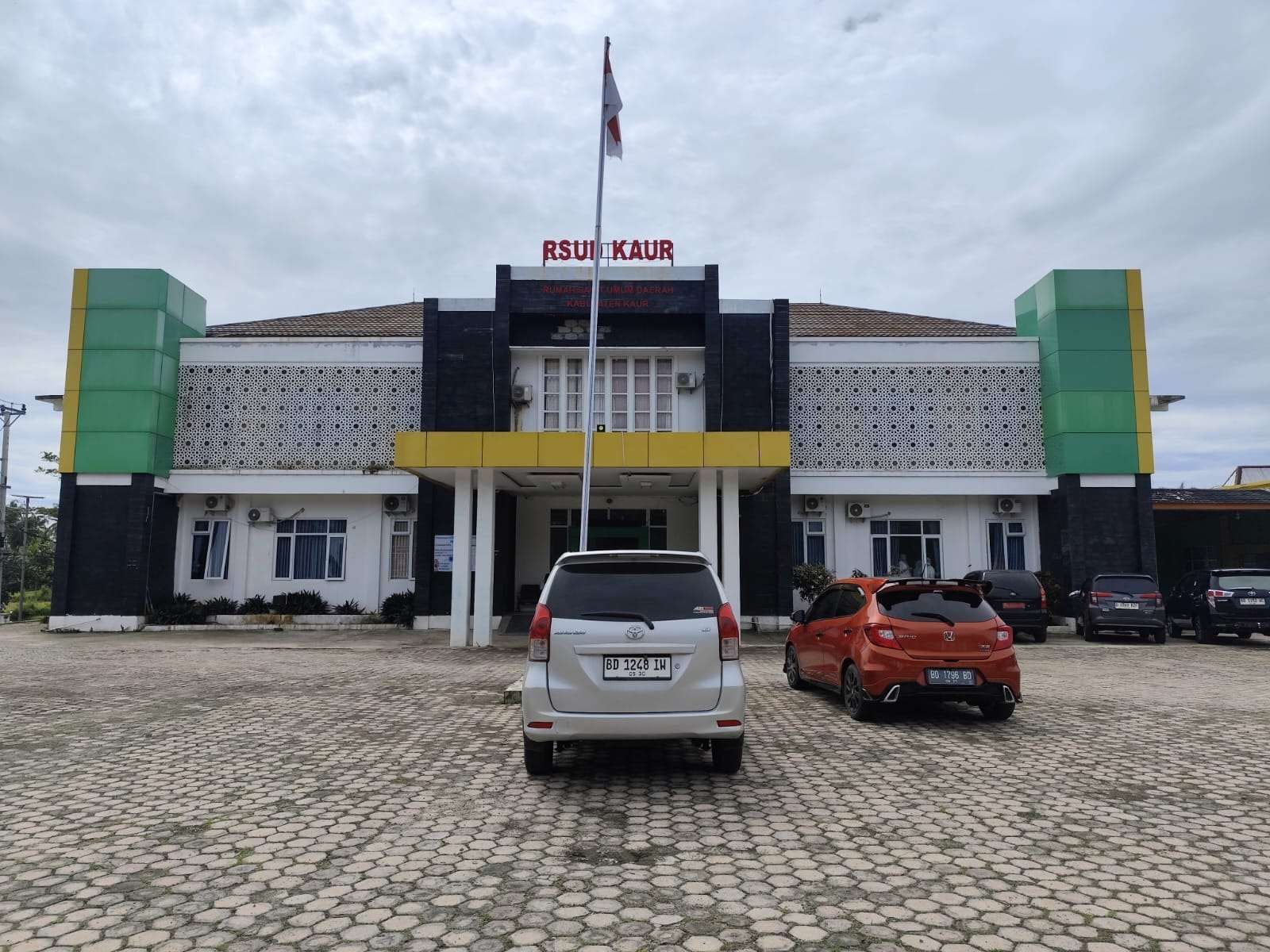 RSUD Kaur Layani Poli Bedah dan Penyakit Dalam