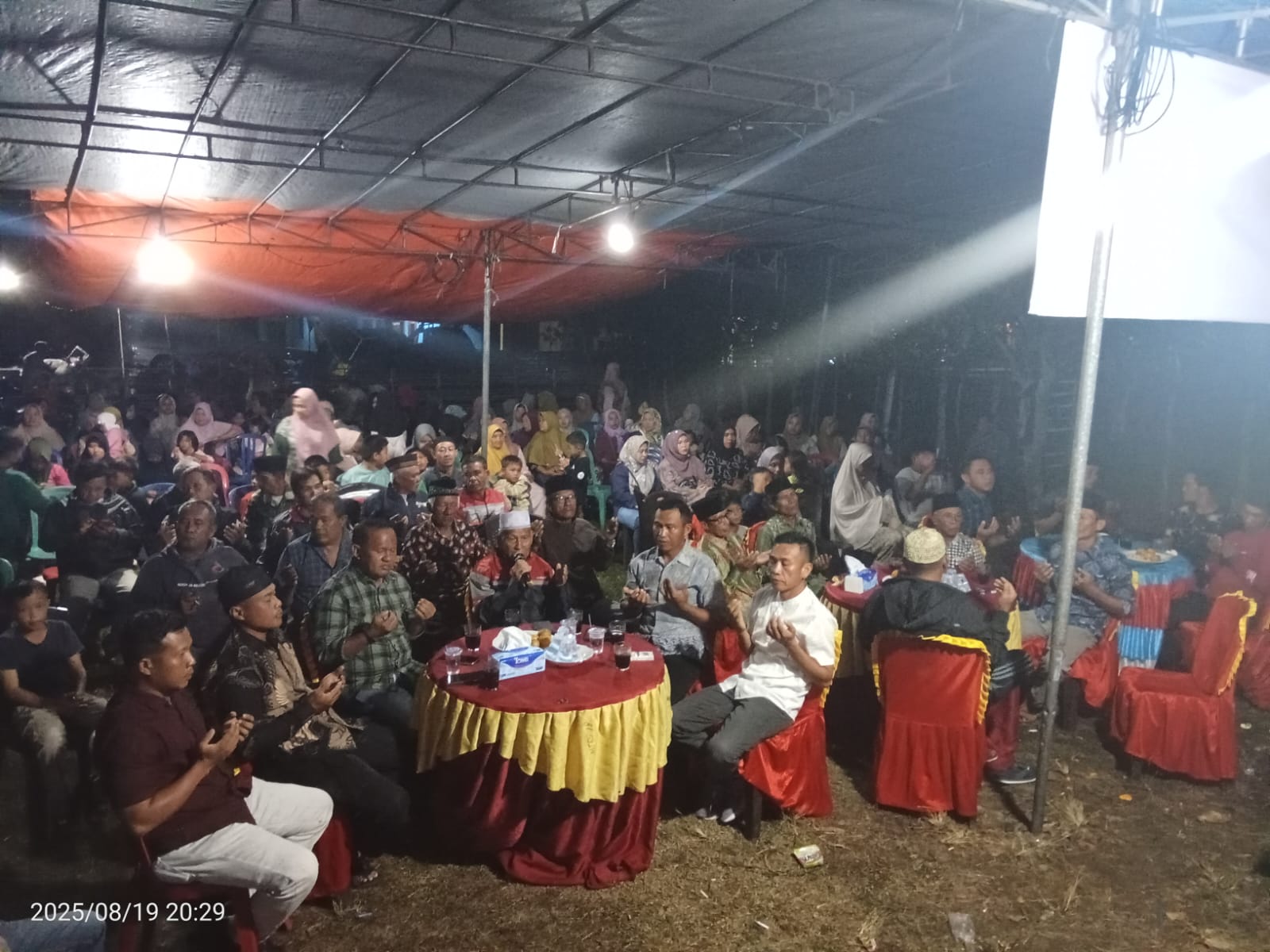 Meriahkan HUT RI Ke-80, Desa Mentiring Gelar Aneka Lomba 17-an yang Unik dan Menghibur 