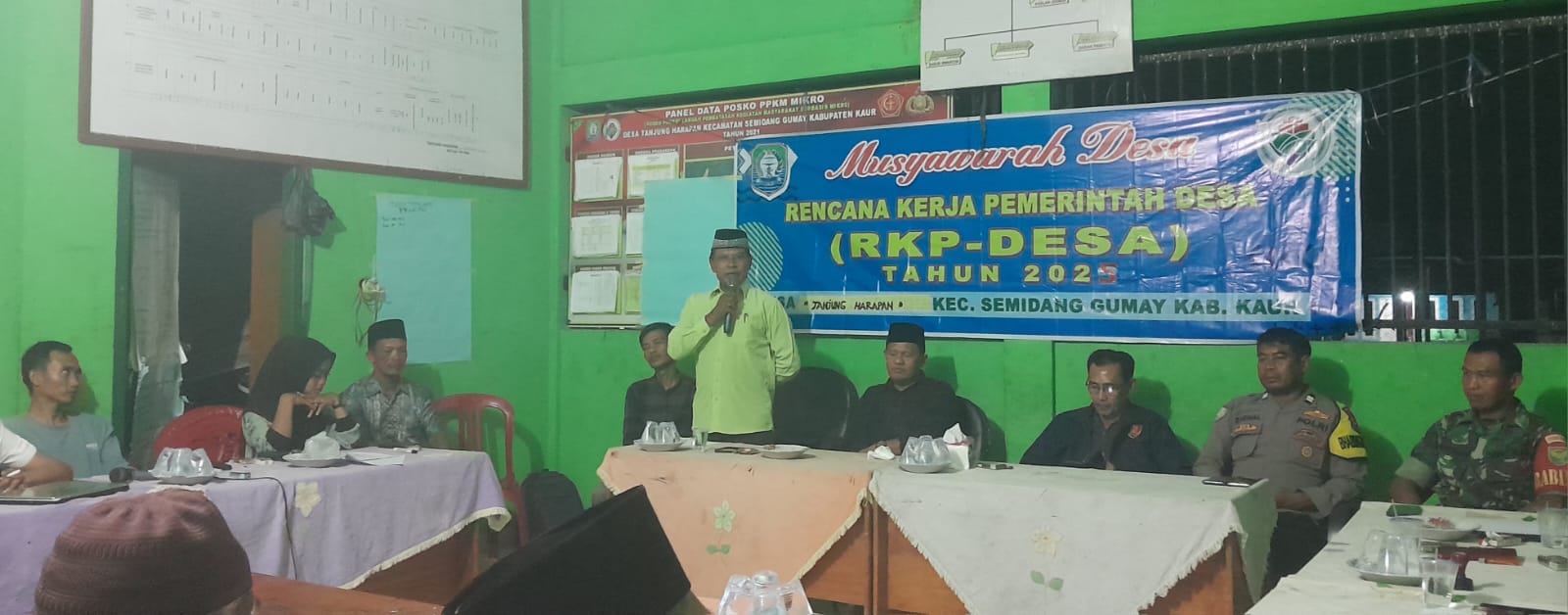 Masyarakat dan Pemdes Tanjung Harapan Gelar Musdes Penyusunan RKPDes Tahun 2025