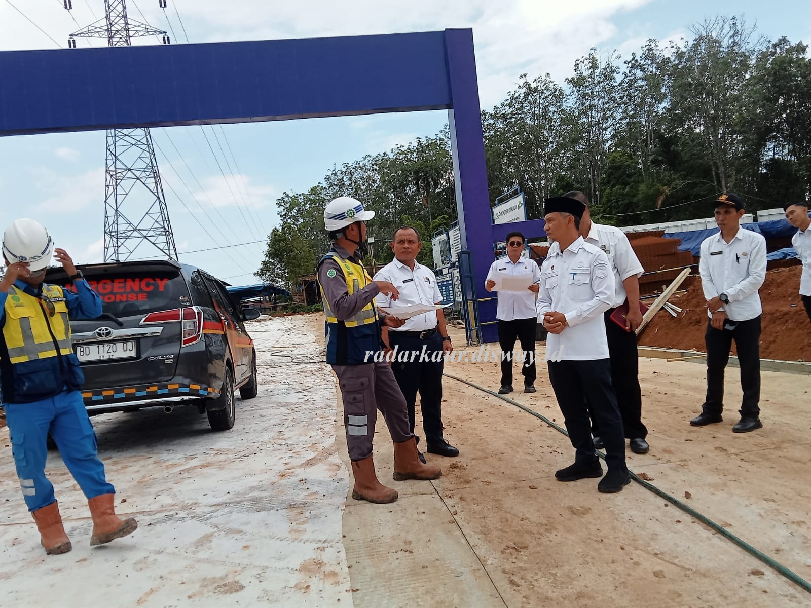 Tinjau Progres Pembangunan SRT 14 Kabupaten Kaur, Wakil Bupati Tekankan Proyek Harus Selesai Tepat Waktu