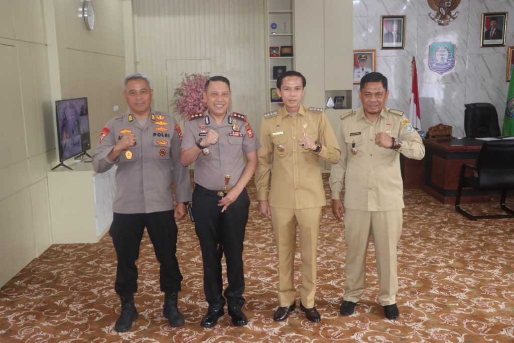 Perkuat Koordinasi Lintas Sektoral, Kapolres Kaur AKBP Alam Bawono ‘Gedor’ Markas Forkopimda