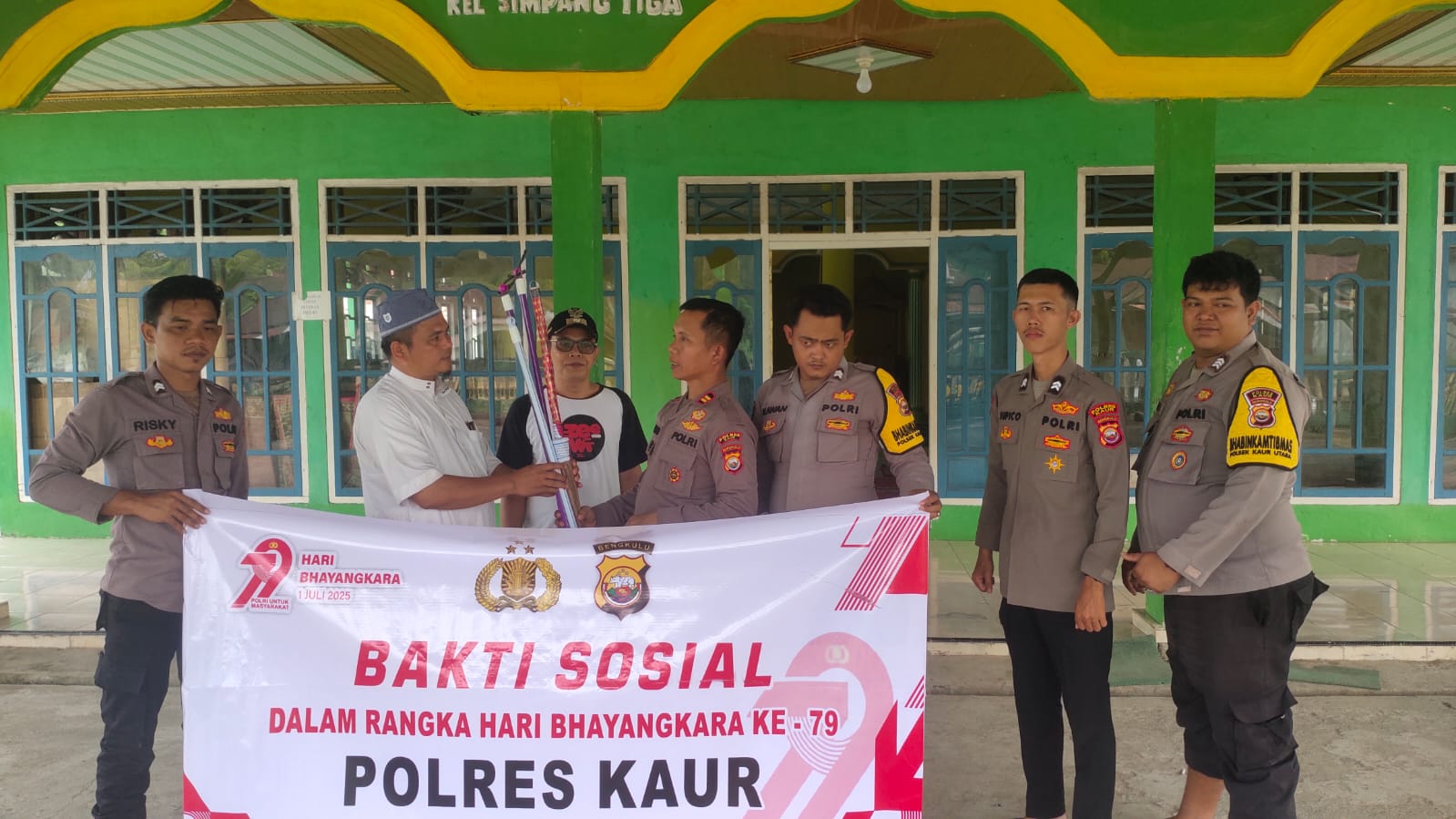 Sambut HUT ke-79 Bhayangkara, Polres Kaur Gelar Bakti Religi di Sejumlah Tempat Ibadah