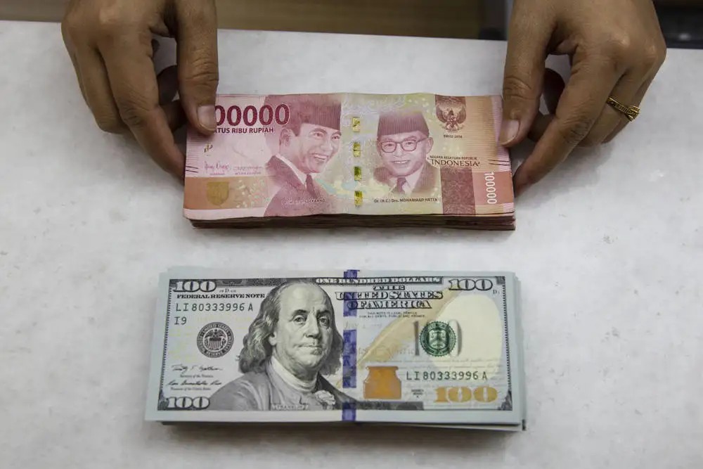 Rupiah Melemah hingga Rp17.105, Bank Indonesia Buka Suara