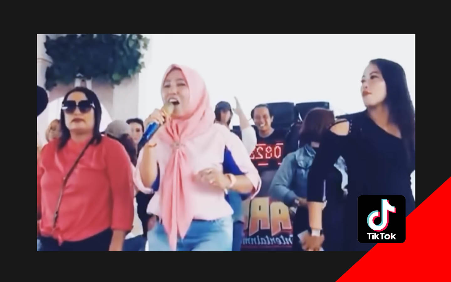 Lirik dan Arti Lagu ‘Sikok Bagi Duo’ yang Viral Hingga Penyanyinya Dipanggil BNN