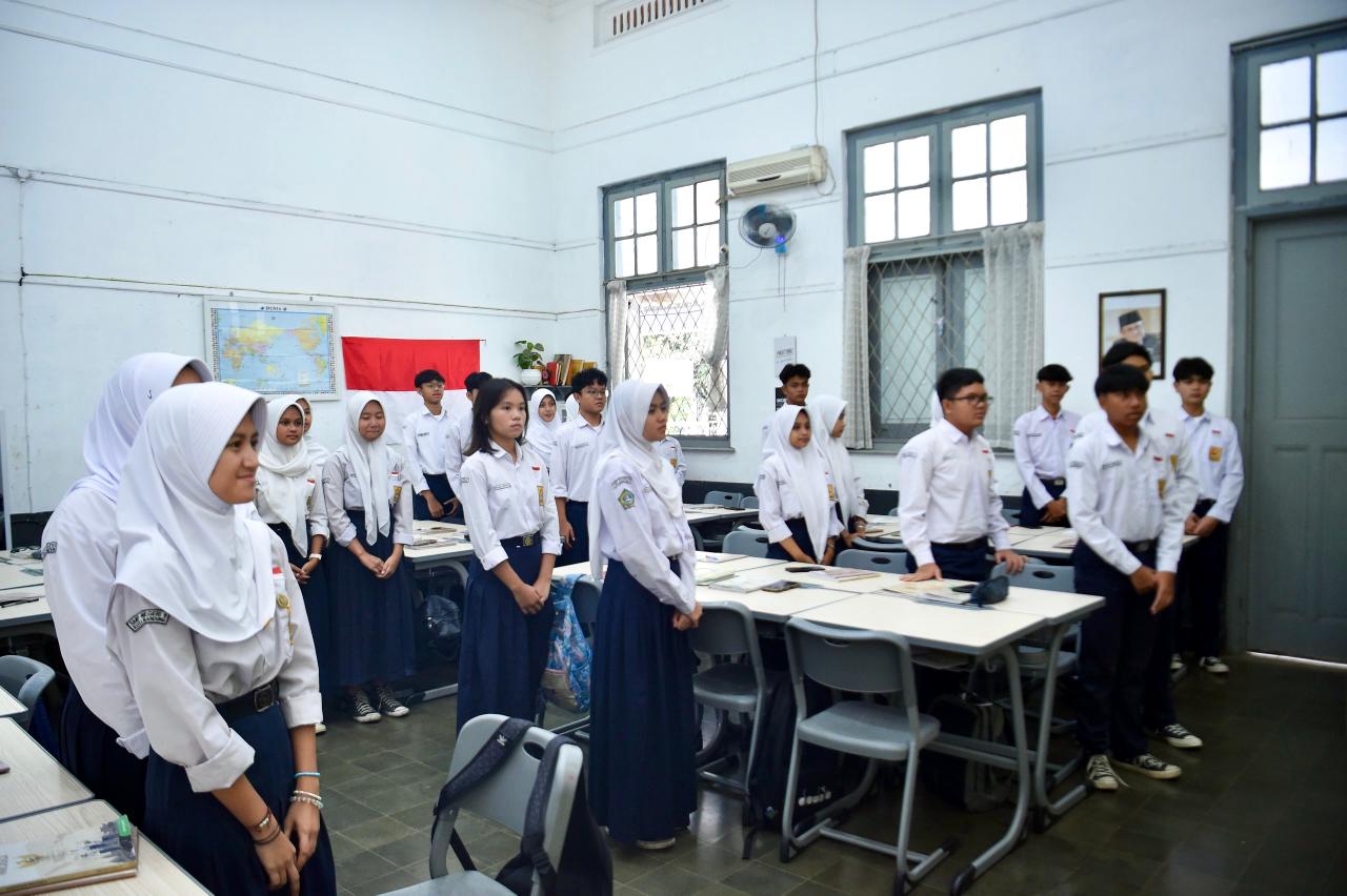 Kemendikdasmen Perketat Gawai di Sekolah Lewat PP Tunas