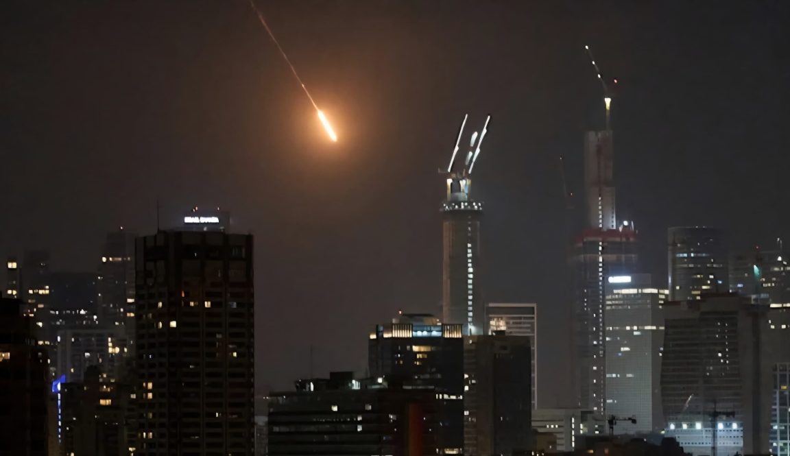 Kenapa Rudal Balistik Selalu Dincurkan Malam Hari? Ini Alasannya!!