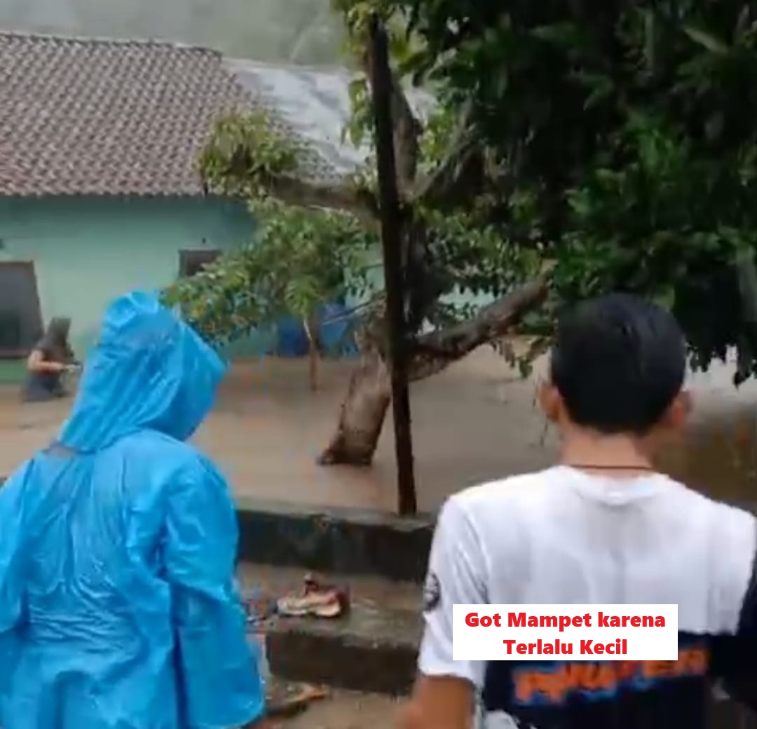 Got Mampet Karena Terlalu Kecil, Sejumlah Rumah di Desa Padang Panjang Tergenang Air