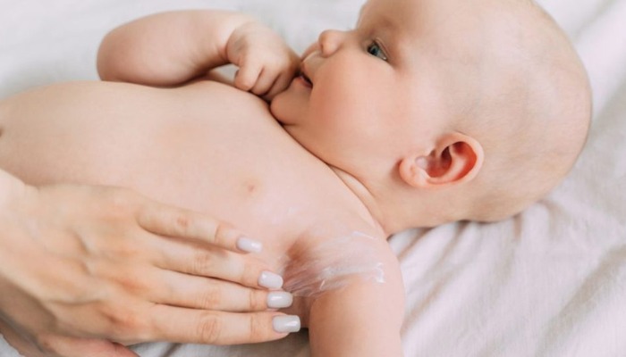 Rekomendasi Body Care Organik yang Aman untuk Bayi 6 Bulan, Bikin Si Kecil Wangi dan Segar Sepanjang Hari