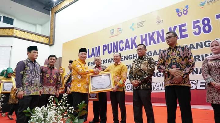 Kaur Terima Manfaat UHC, Gubernur Bengkulu Jamin Pelayanan BPJS  Cepat dan Mudah