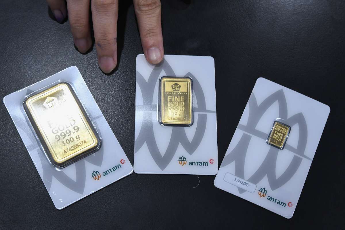 Tembus Rp 2.614.000, Emas Antam Balik Menguat Sabtu Ini