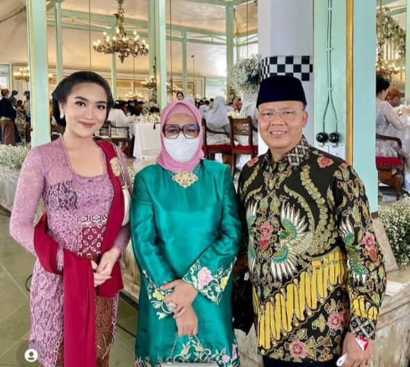 Puteri Indonesia Asal Kaur Hadir di Resepsi Pernikahan Kaesang dan Erina, Sempat Foto dengan Gubernur Bengkulu
