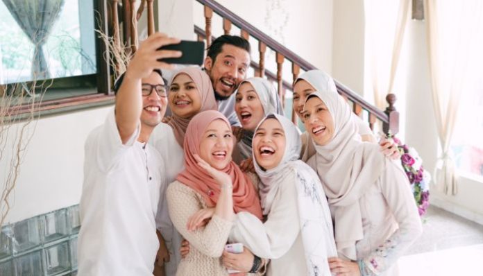 Bukan Sekadar Tradisi, Ini 10 Keutamaan Silaturahmi di Hari Idul Fitri!